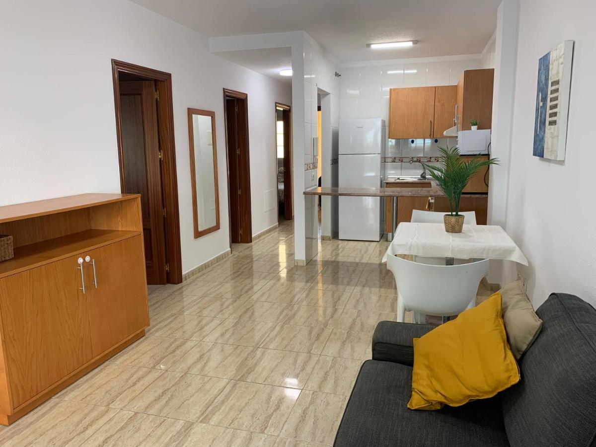Apartamento Primavera อาโรนา ภายนอก รูปภาพ