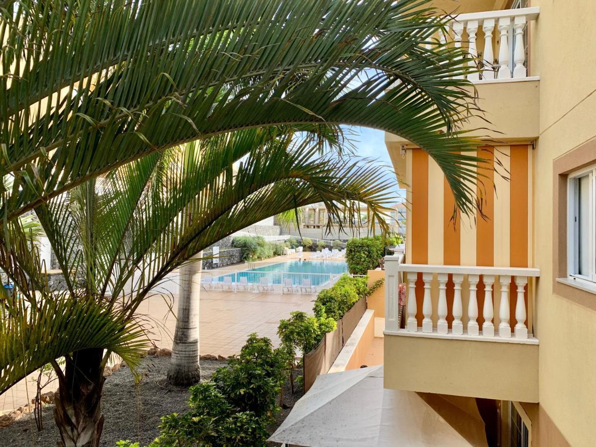 Apartamento Primavera อาโรนา ภายนอก รูปภาพ